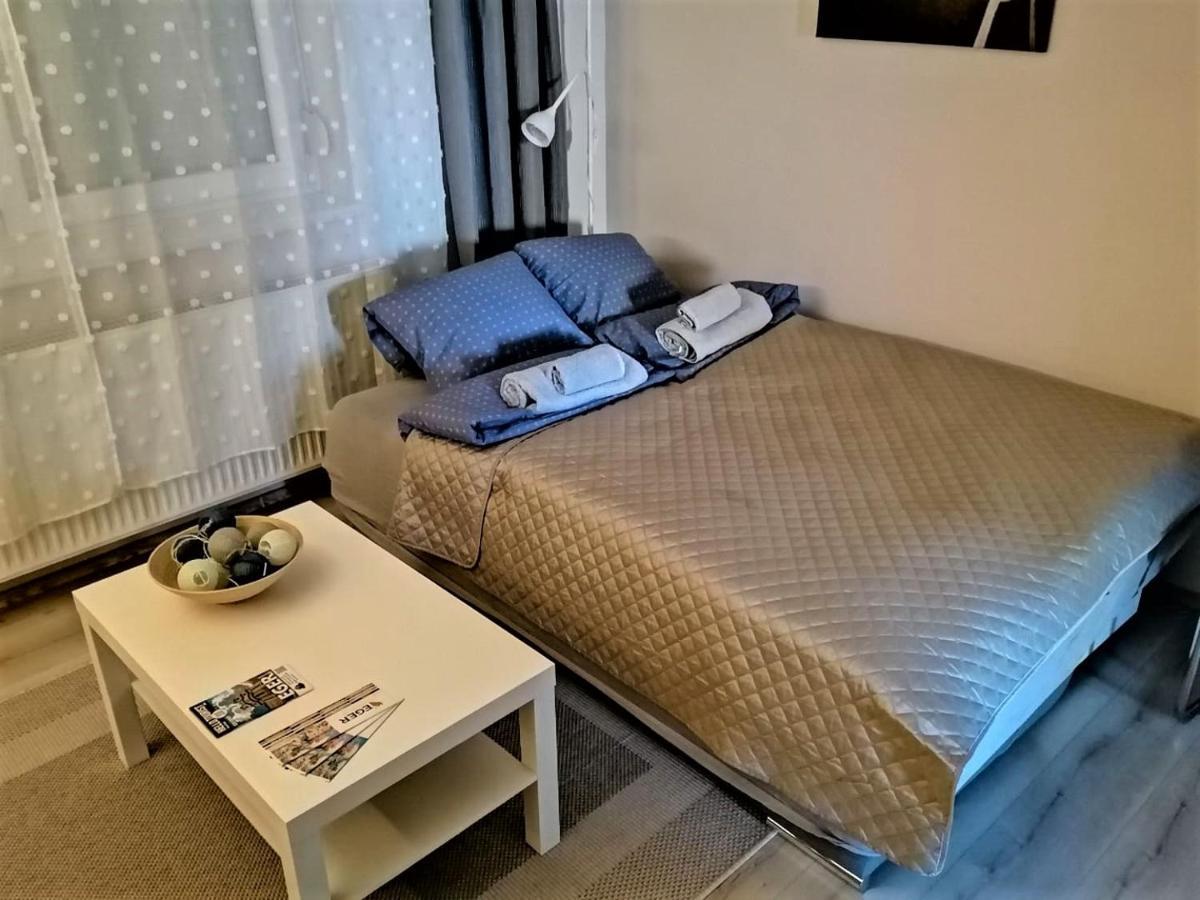 Sweet Central Apartment ,In The City Center Eger Exterior photo